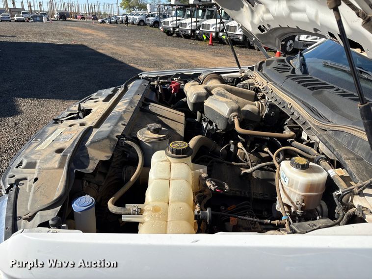 image for item EC8311 2019 Ford F250 Super Duty Ext. Cab utility bed pickup truck