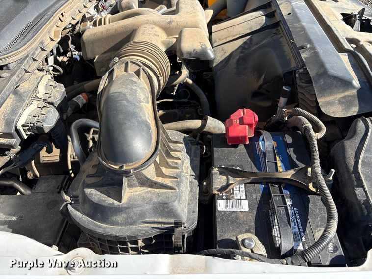 image for item EC8311 2019 Ford F250 Super Duty Ext. Cab utility bed pickup truck