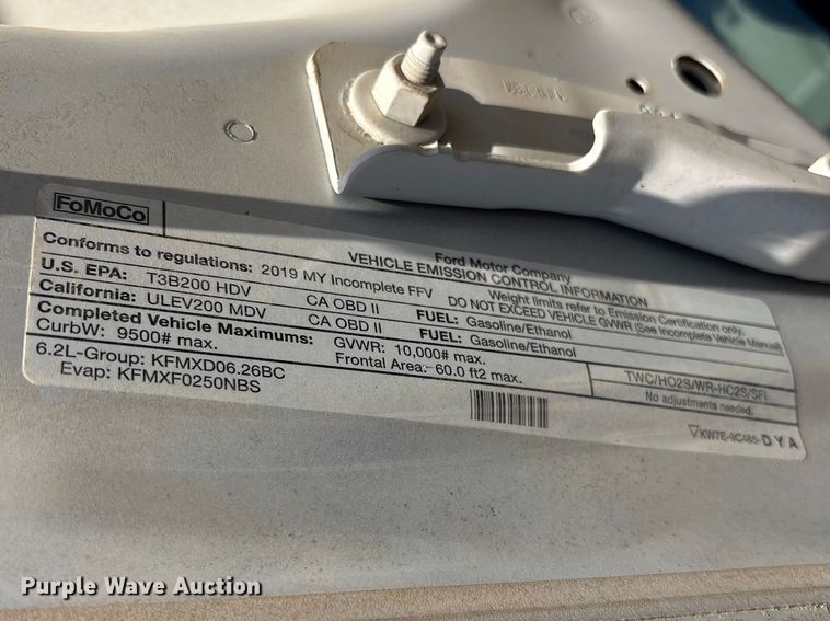 image for item EC8311 2019 Ford F250 Super Duty Ext. Cab utility bed pickup truck