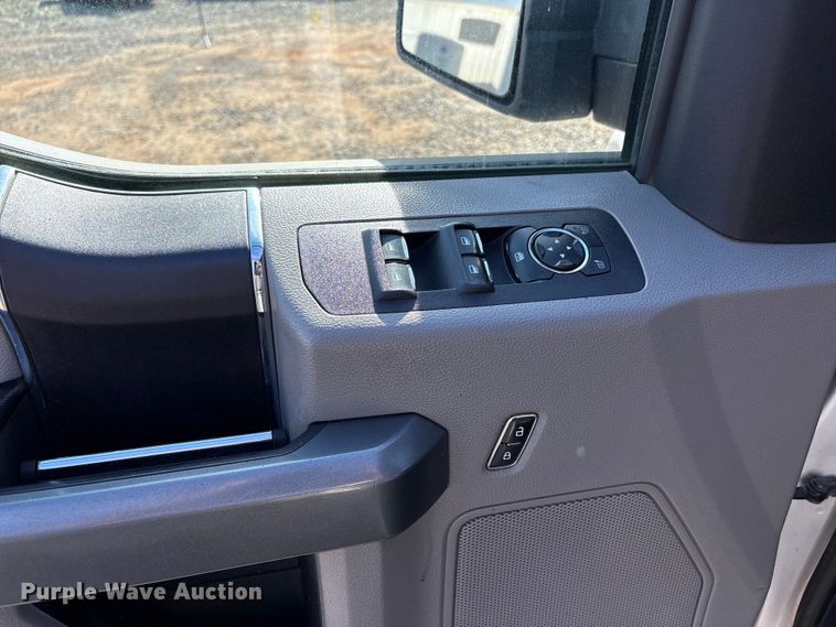 image for item EC8312 2018 Ford F150 Crew Cab pickup truck