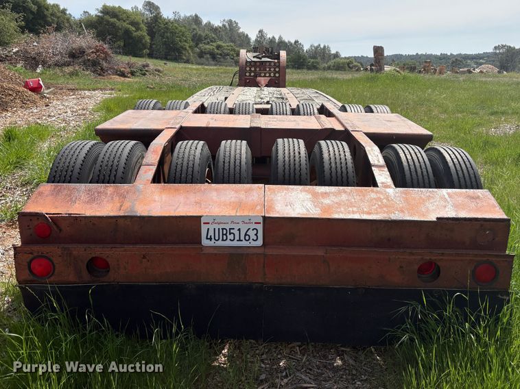 image for item EC8320 1977 Cozad lowboy equipment trailer