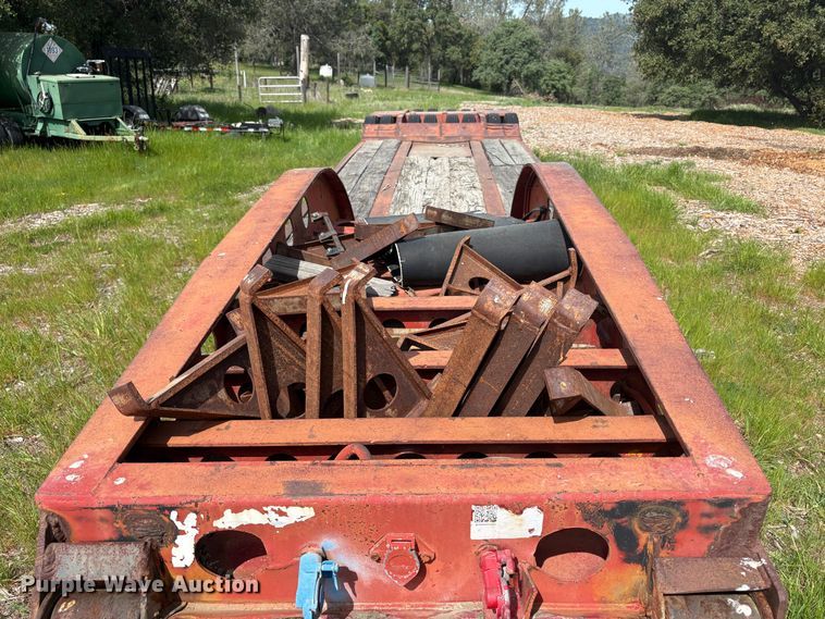 image for item EC8320 1977 Cozad lowboy equipment trailer