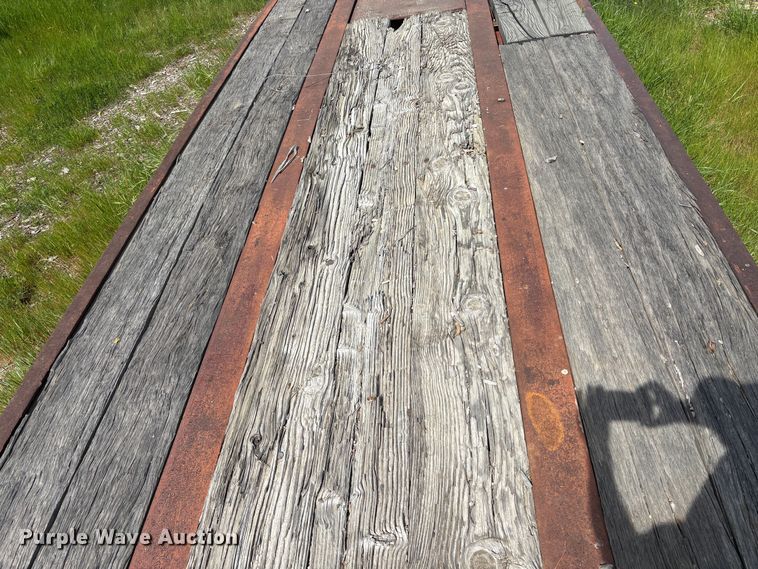 image for item EC8320 1977 Cozad lowboy equipment trailer