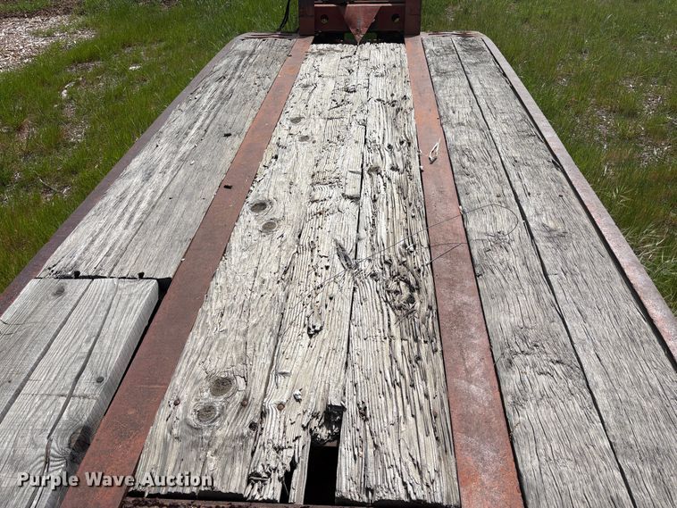 image for item EC8320 1977 Cozad lowboy equipment trailer