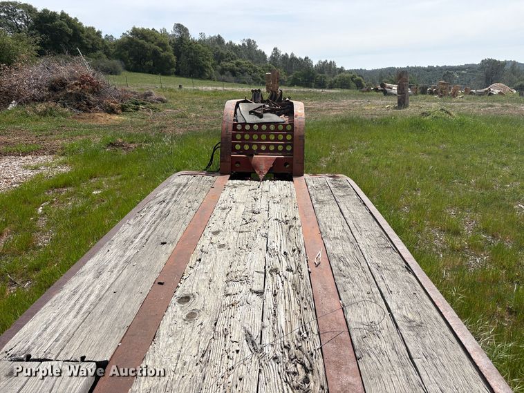 image for item EC8320 1977 Cozad lowboy equipment trailer