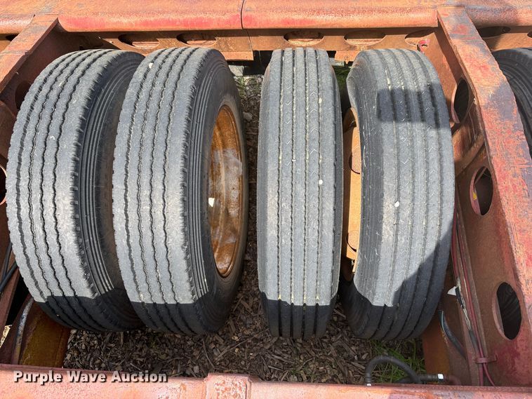 image for item EC8320 1977 Cozad lowboy equipment trailer