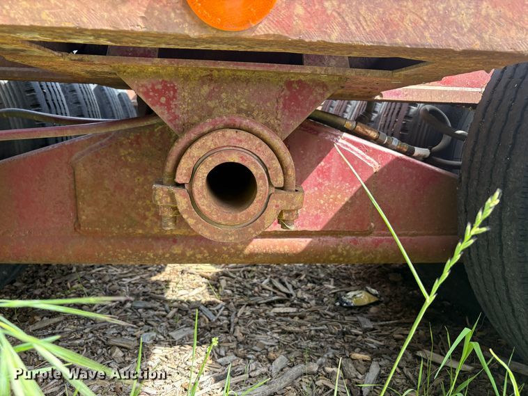 image for item EC8320 1977 Cozad lowboy equipment trailer