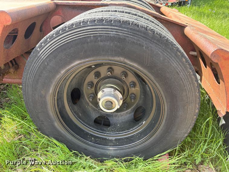 image for item EC8320 1977 Cozad lowboy equipment trailer