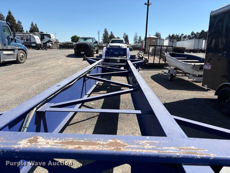 image for item EC8334 2014 Hyundai Translead container trailer