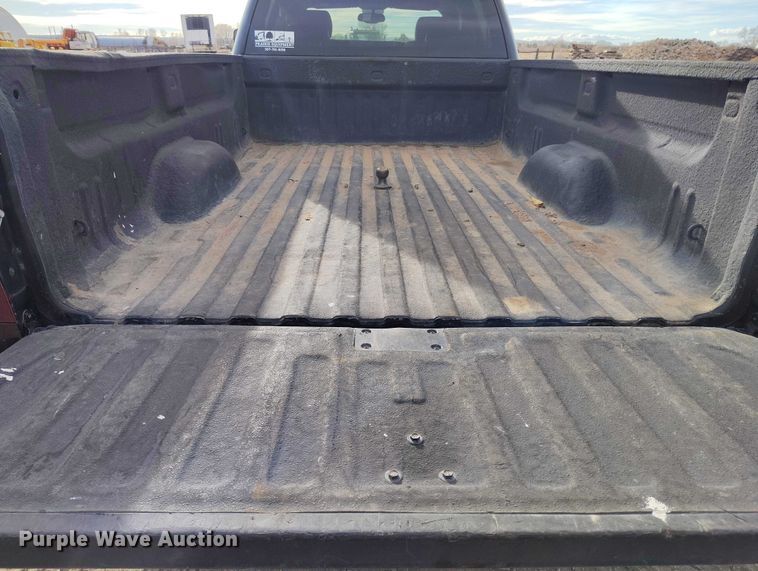 image for item EC8978 2013 Chevrolet Silverado 3500HD Crew Cab pickup truck