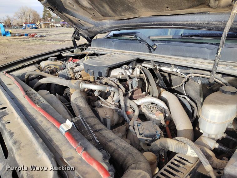 image for item EC8978 2013 Chevrolet Silverado 3500HD Crew Cab pickup truck