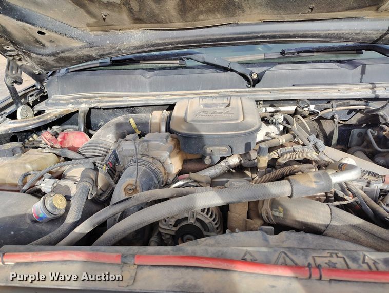 image for item EC8978 2013 Chevrolet Silverado 3500HD Crew Cab pickup truck