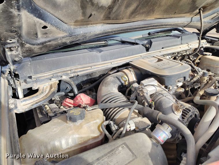 image for item EC8978 2013 Chevrolet Silverado 3500HD Crew Cab pickup truck