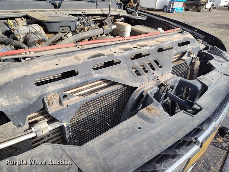 image for item EC8978 2013 Chevrolet Silverado 3500HD Crew Cab pickup truck