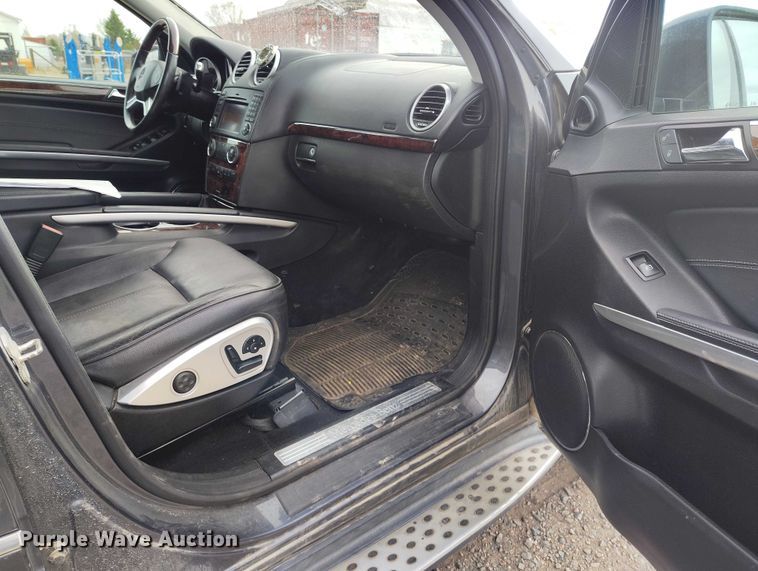 image for item EC8979 2011 Mercedes Benz GL350 SUV