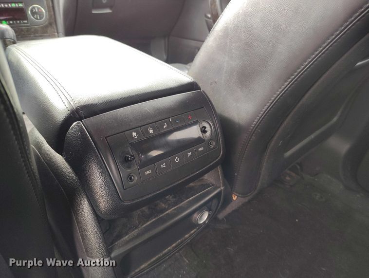 image for item EC8980 2011 GMC Acadia Denali SUV