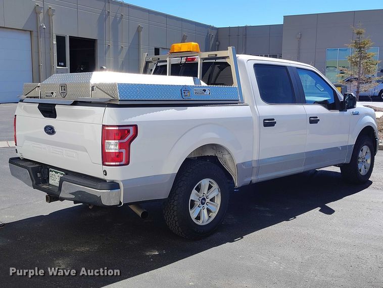 image for item EC8986 2018 Ford F-150 Crew Cab pickup truck