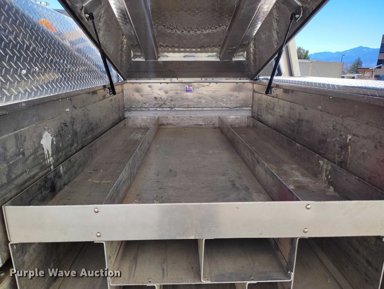 image for item EC8986 2018 Ford F-150 Crew Cab pickup truck