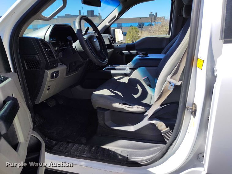 image for item EC8986 2018 Ford F-150 Crew Cab pickup truck