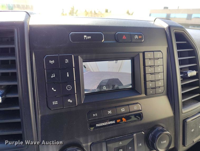 image for item EC8986 2018 Ford F-150 Crew Cab pickup truck