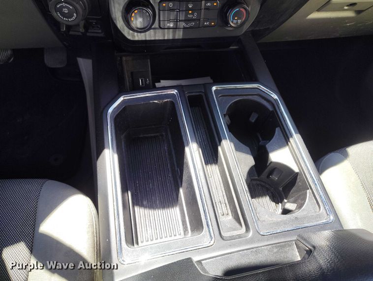 image for item EC8986 2018 Ford F-150 Crew Cab pickup truck