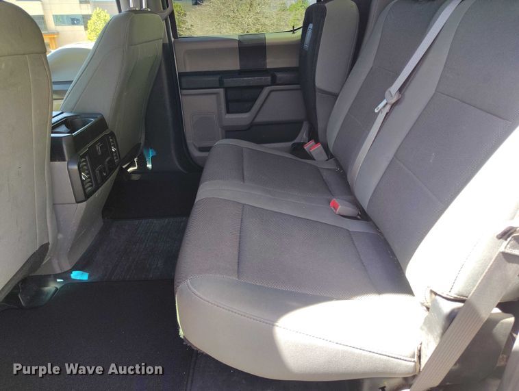 image for item EC8986 2018 Ford F-150 Crew Cab pickup truck