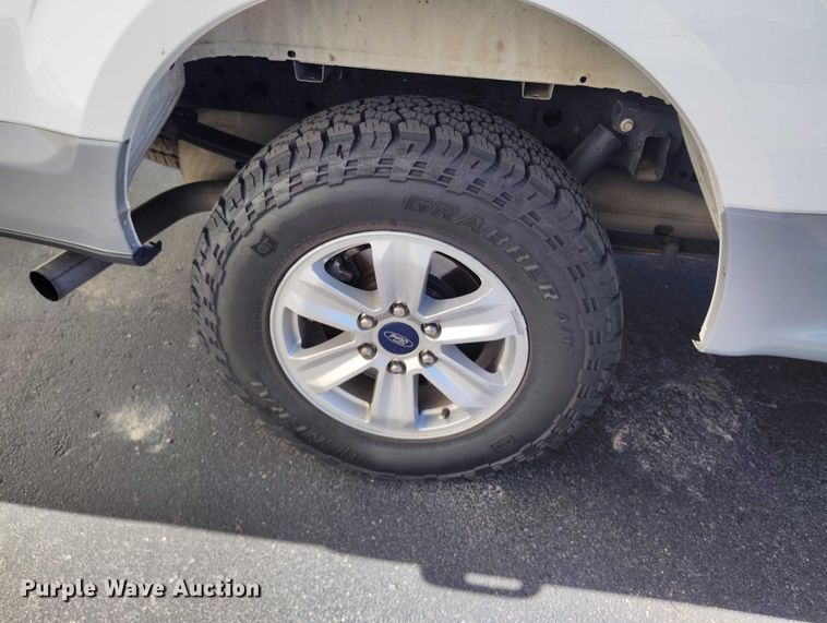 image for item EC8986 2018 Ford F-150 Crew Cab pickup truck