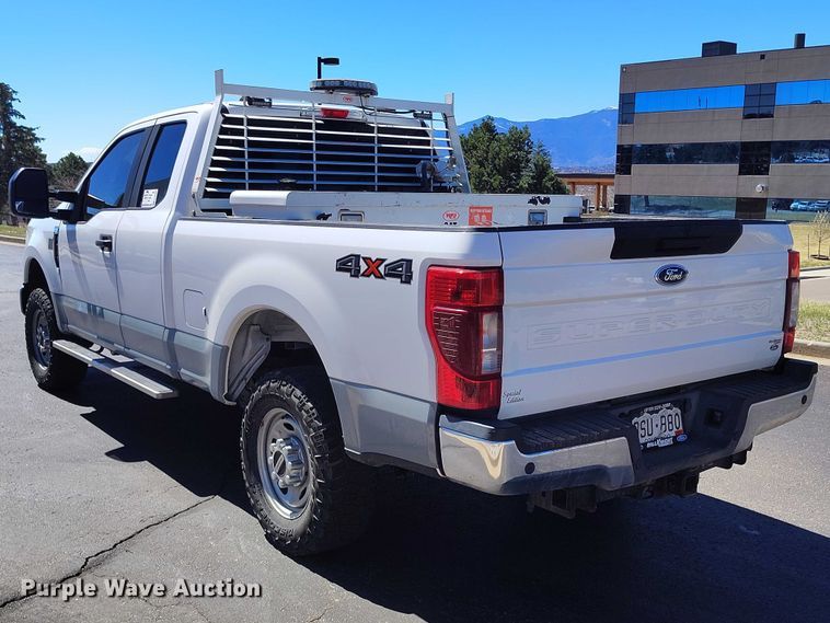 image for item EC8987 2021 Ford F250 Ext. Cab pickup truck