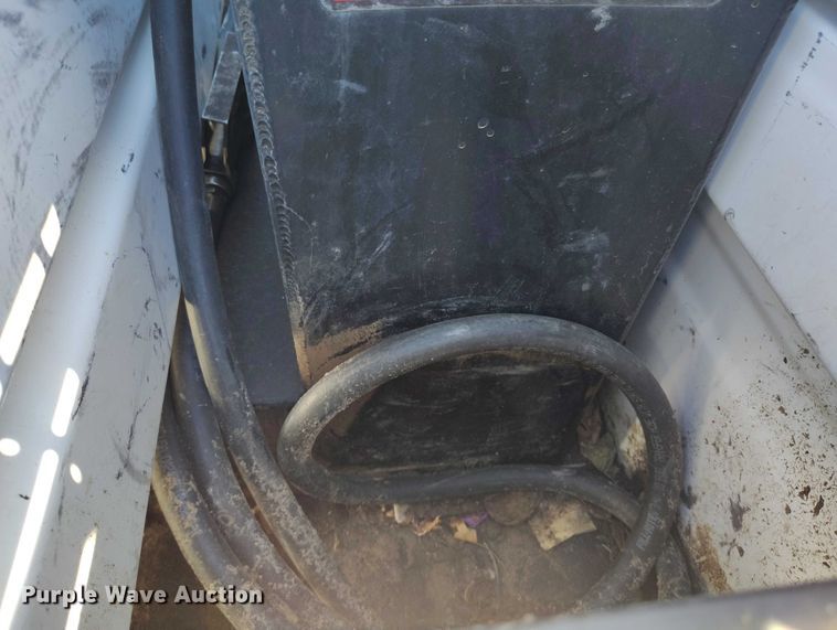 image for item EC8987 2021 Ford F250 Ext. Cab pickup truck