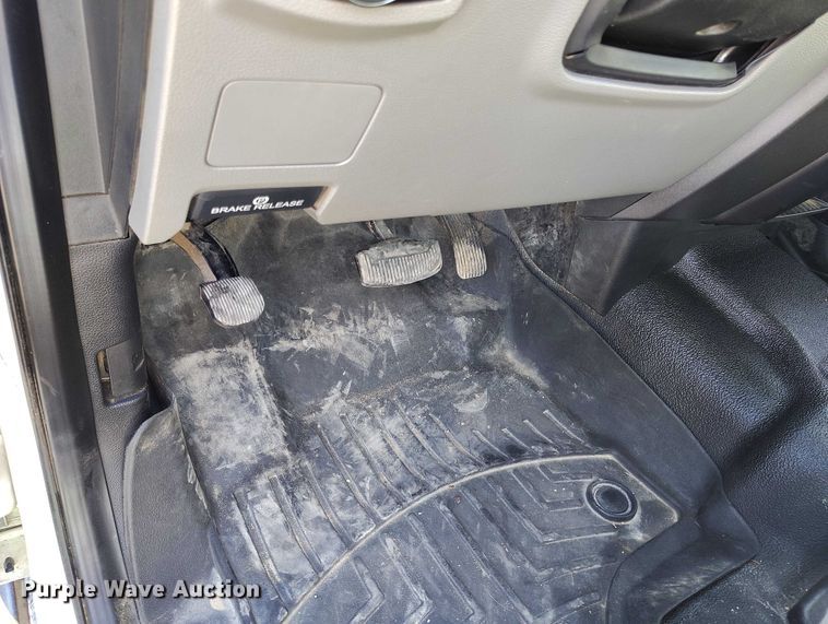 image for item EC8987 2021 Ford F250 Ext. Cab pickup truck