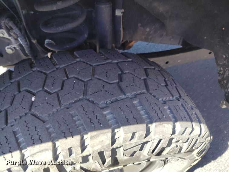 image for item EC8987 2021 Ford F250 Ext. Cab pickup truck