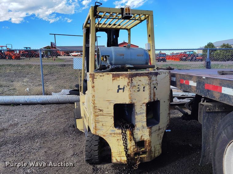 image for item EC8990 2003 Hyster 100 forklift