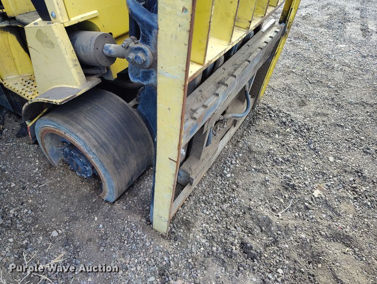 image for item EC8990 2003 Hyster 100 forklift