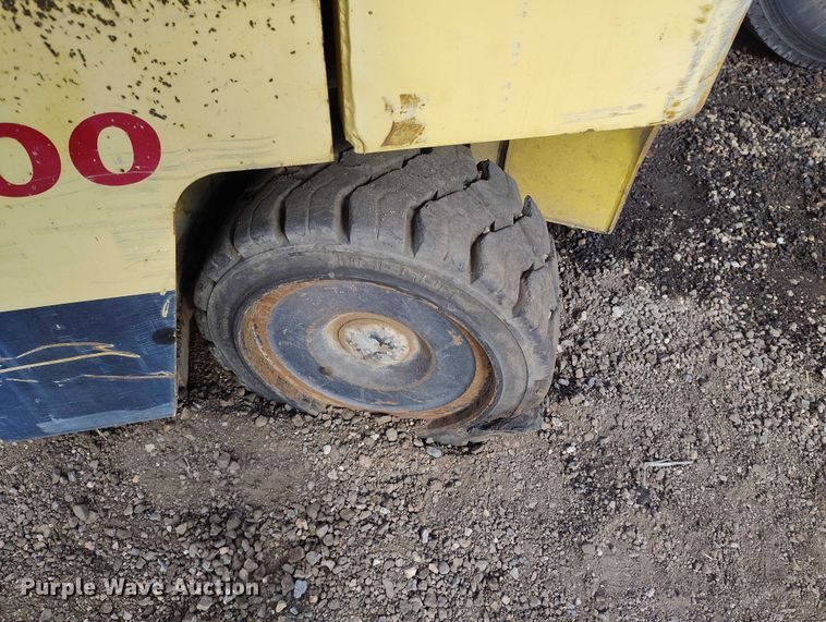 image for item EC8990 2003 Hyster 100 forklift