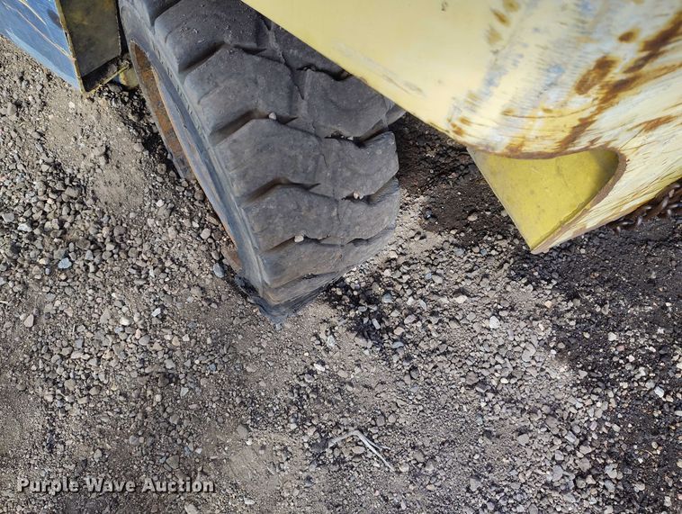image for item EC8990 2003 Hyster 100 forklift