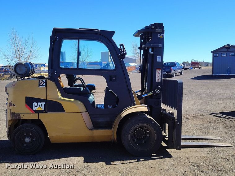 image for item EC8993 Caterpillar GP45N1 forklift
