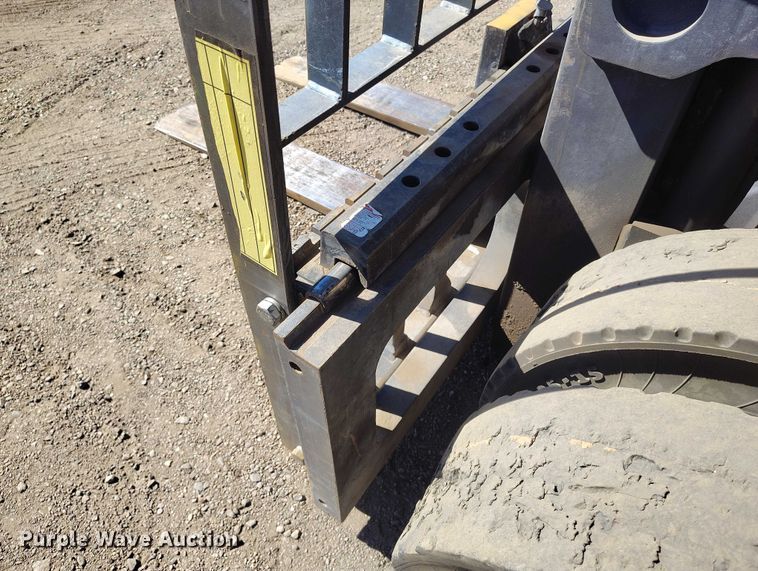 image for item EC8993 Caterpillar GP45N1 forklift