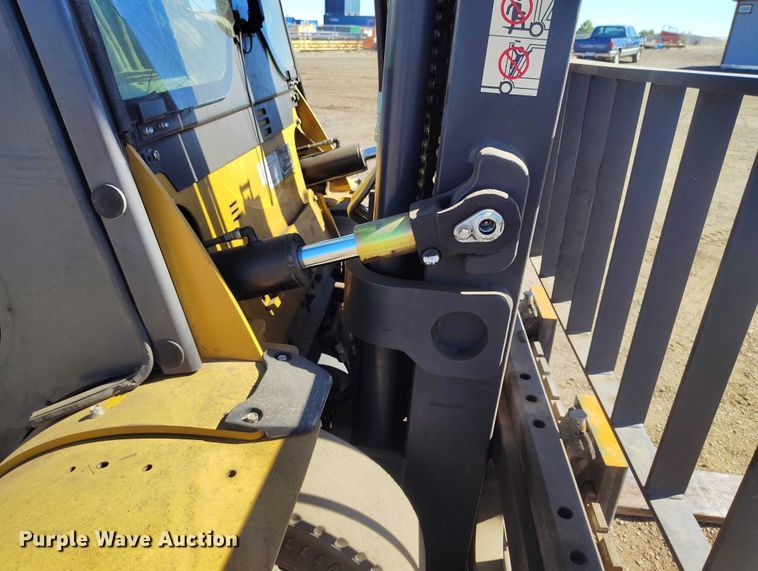 image for item EC8993 Caterpillar GP45N1 forklift