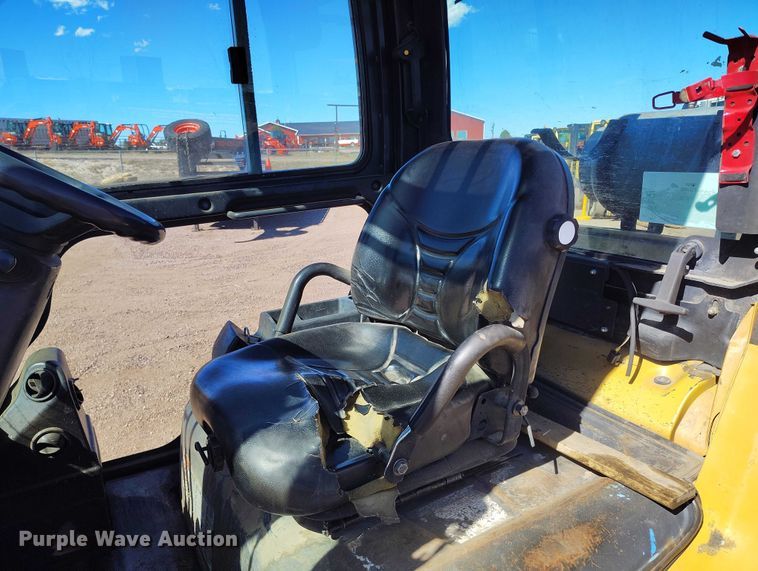 image for item EC8993 Caterpillar GP45N1 forklift