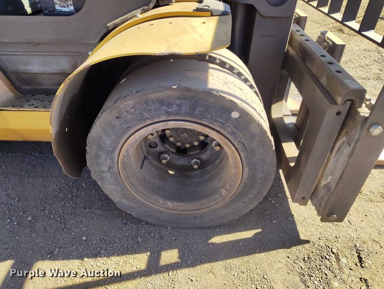image for item EC8993 Caterpillar GP45N1 forklift