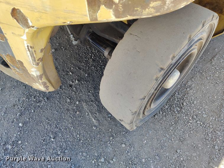 image for item EC8993 Caterpillar GP45N1 forklift