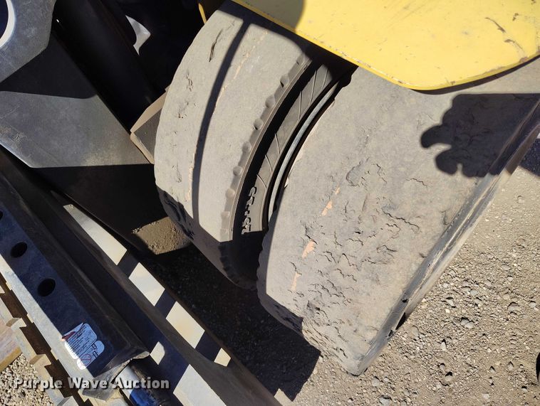 image for item EC8993 Caterpillar GP45N1 forklift