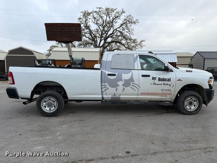 image for item ED5154 2022 RAM 2500 Crew Cab pickup truck