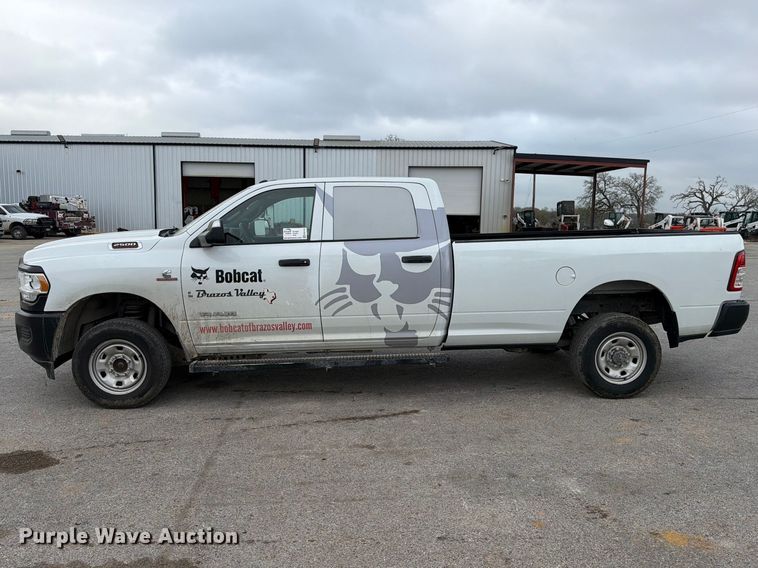 image for item ED5154 2022 RAM 2500 Crew Cab pickup truck