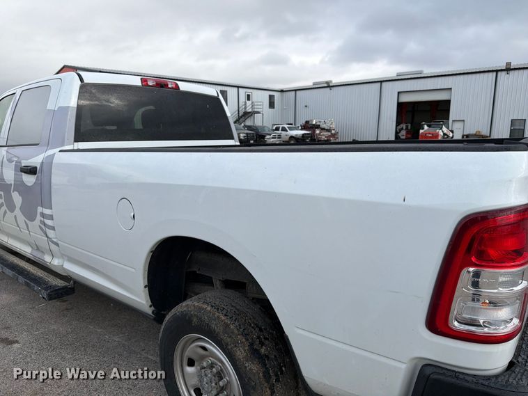 image for item ED5154 2022 RAM 2500 Crew Cab pickup truck