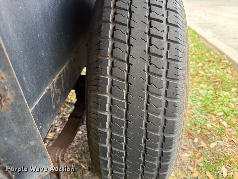 image for item ED5155 2020 Ameritrail TC18610-70E utility trailer