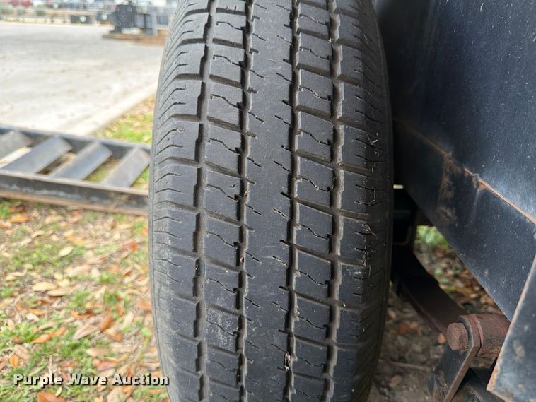 image for item ED5155 2020 Ameritrail TC18610-70E utility trailer