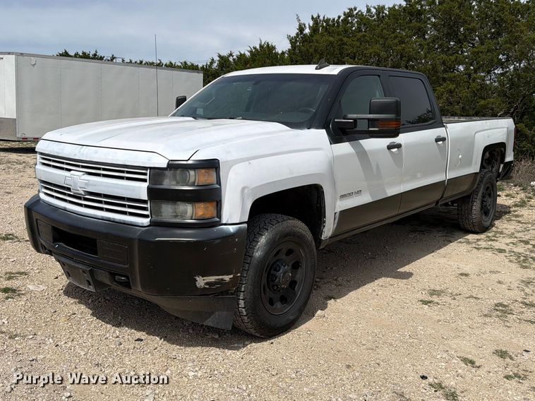 image for item ED5173 2016 Chevrolet Silverado 2500HD Crew Cab pickup truck