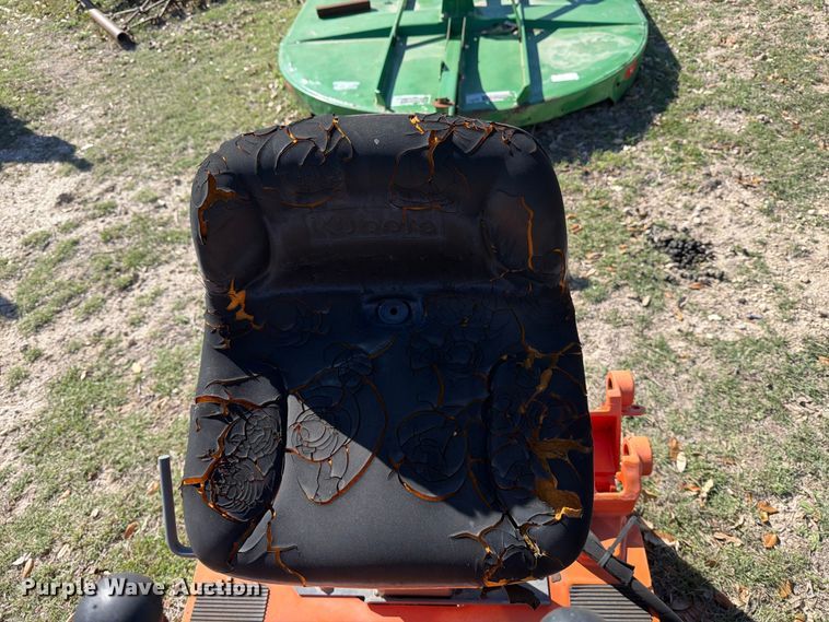 image for item ED5180 Kubota BH92 backhoe attachment