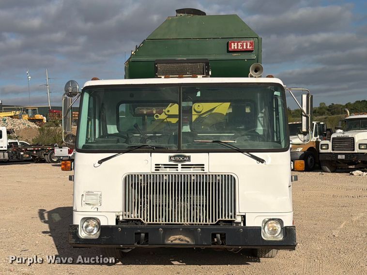 image for item ED5191 2005 Autocar Xpeditor refuse truck
